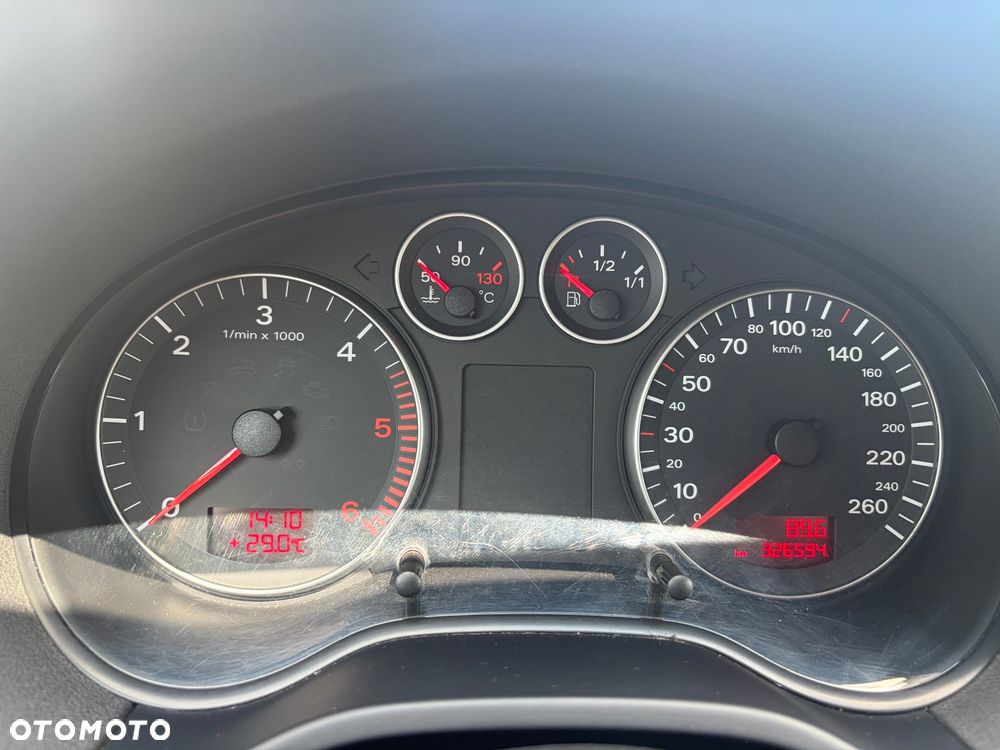 Audi A3 Sportback 1.6 TDI DPF Ambition - 13