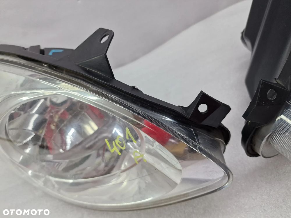 RENAULT TWINGO 2 II 07-12 LEWA / PRAWA LAMPA PRZEDNIA PRZÓD JASNA , NR AUKCJI LA401 - 3