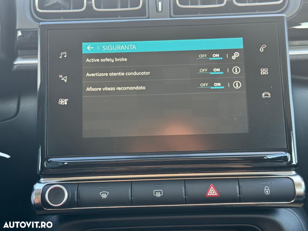 Citroën C3 1.2 PureTech S&S EAT6 Shine - 25