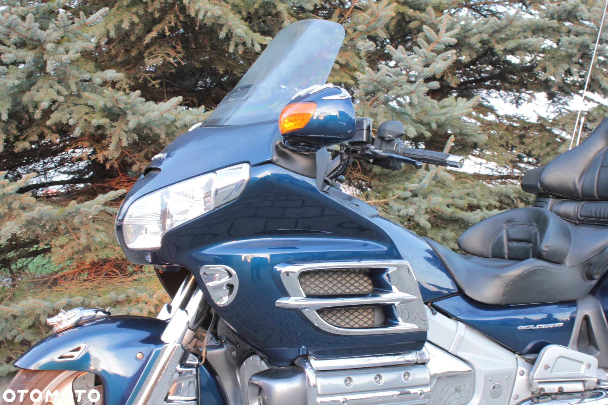 Honda GL - 40