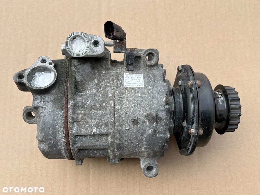 SPRĘŻARKA KLIMATYZACJI KOMPRESOR 7H0820805F VW T5 CARAVELLE DOKA MULTIVAN TRANSPORTER 2.5 TDI TOUAREG PHAETON 5.0 TDI - 1