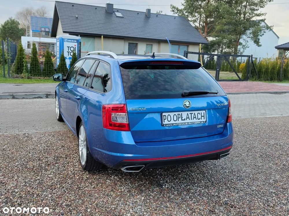 Skoda Octavia Combi 2.0 TDI RS - 4