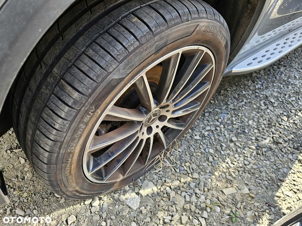 Mercedes-Benz GLC 350 d 4Matic 9G-TRONIC AMG Line - 30