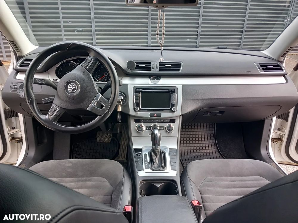 Volkswagen Passat - 19