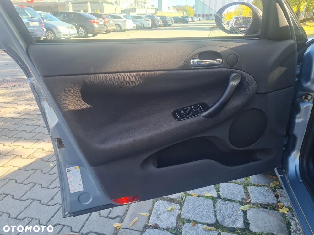 Alfa Romeo 147 - 18