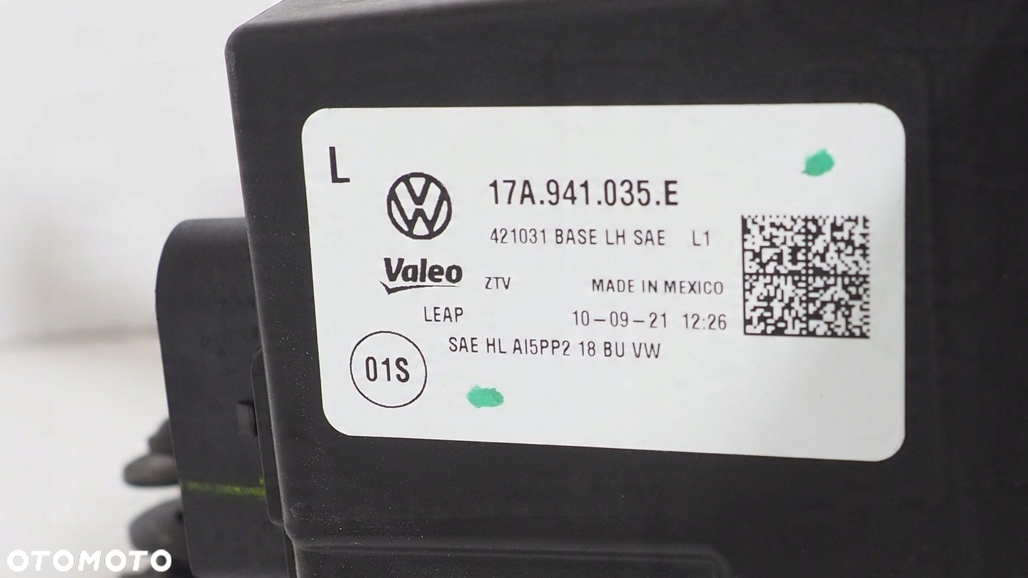 VW Jetta USA lampa Full Led lewa przód 17A941035E - 7