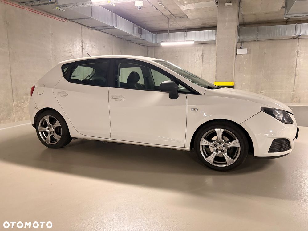 Seat Ibiza 1.4 16V Reference - 8