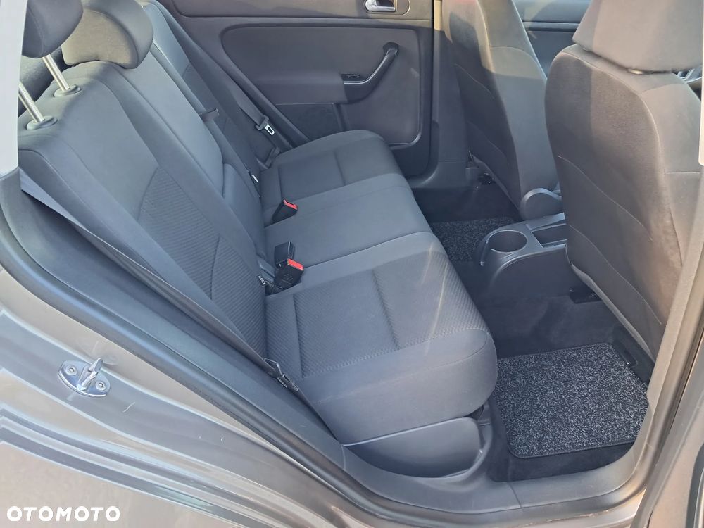 Volkswagen Golf Plus 1.6 Comfortline - 11