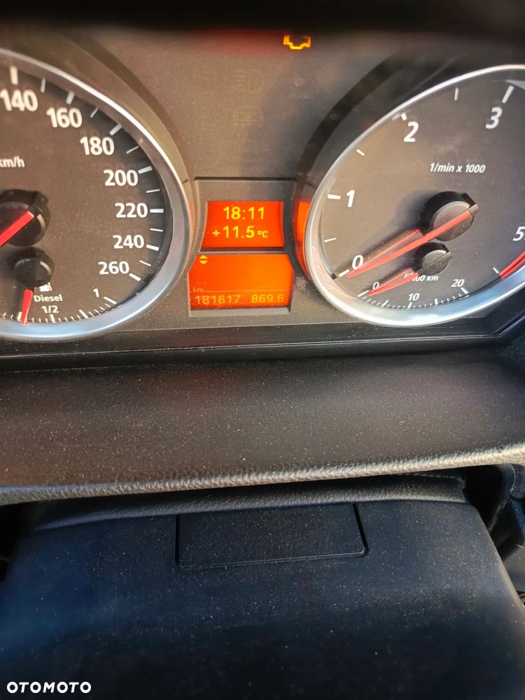 BMW Seria 3 320d - 10