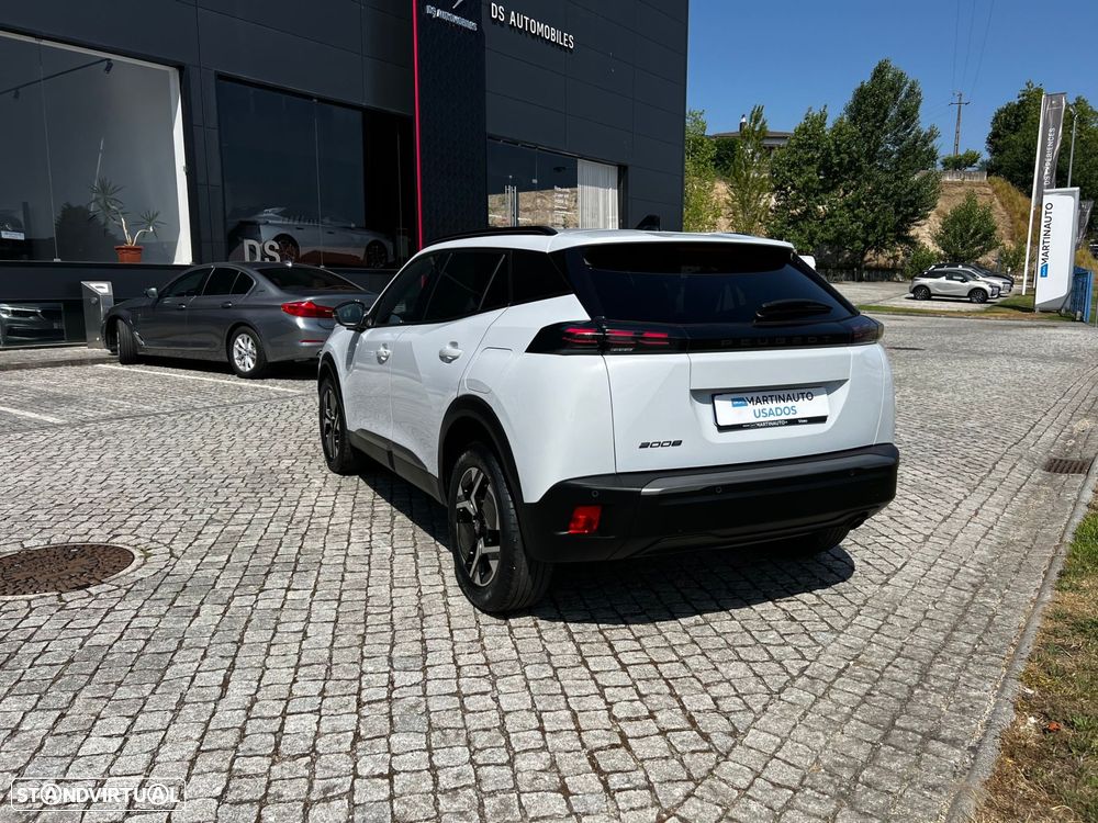 Peugeot 2008 1.2 Hybrid Allure e-DCS6 - 14