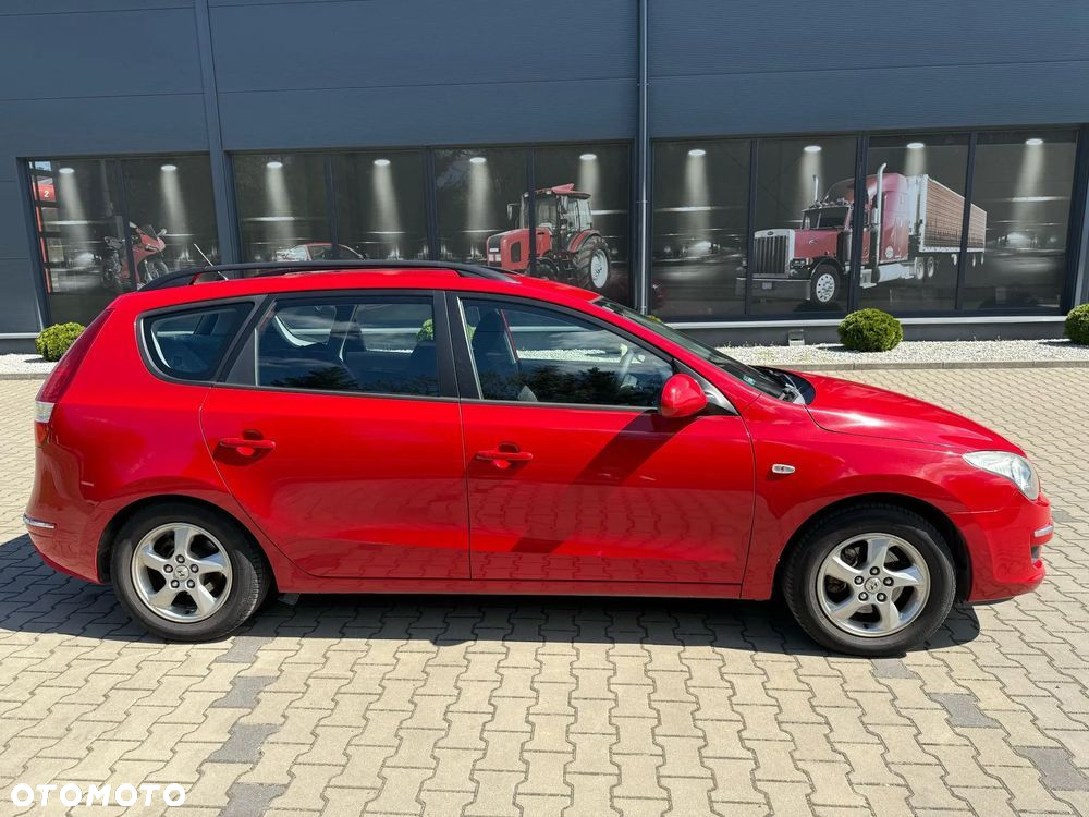 Hyundai i30 1.4 Classic + - 8