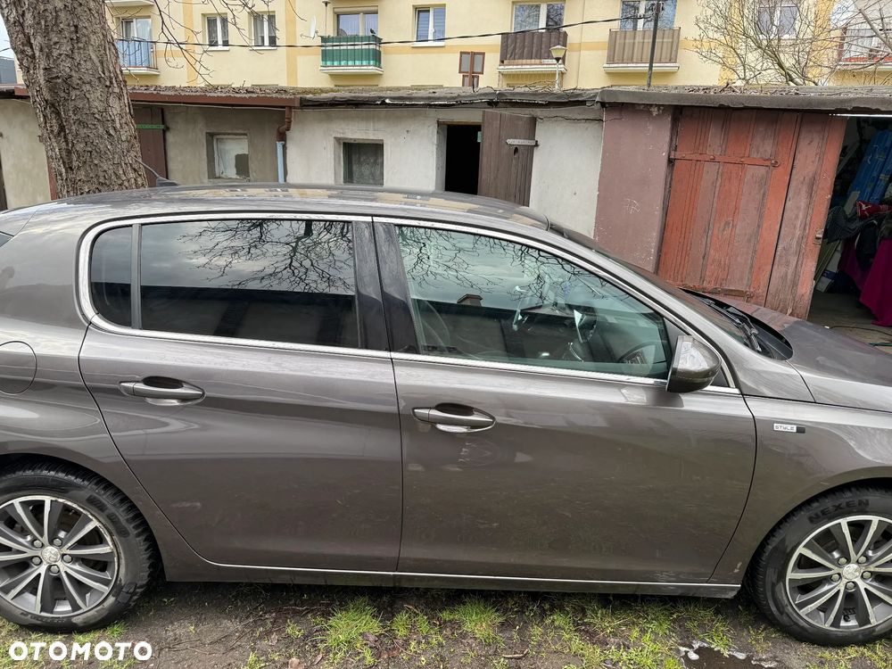 Peugeot 308 1.2 PureTech Business Line S&S - 3