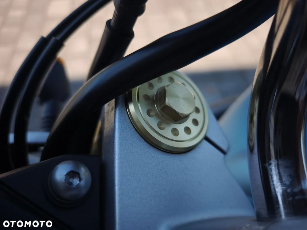 Honda Hornet - 16
