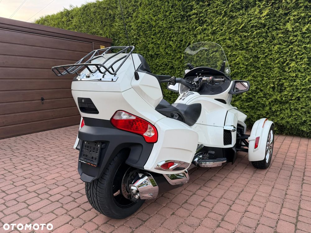 Can-Am Spyder - 4