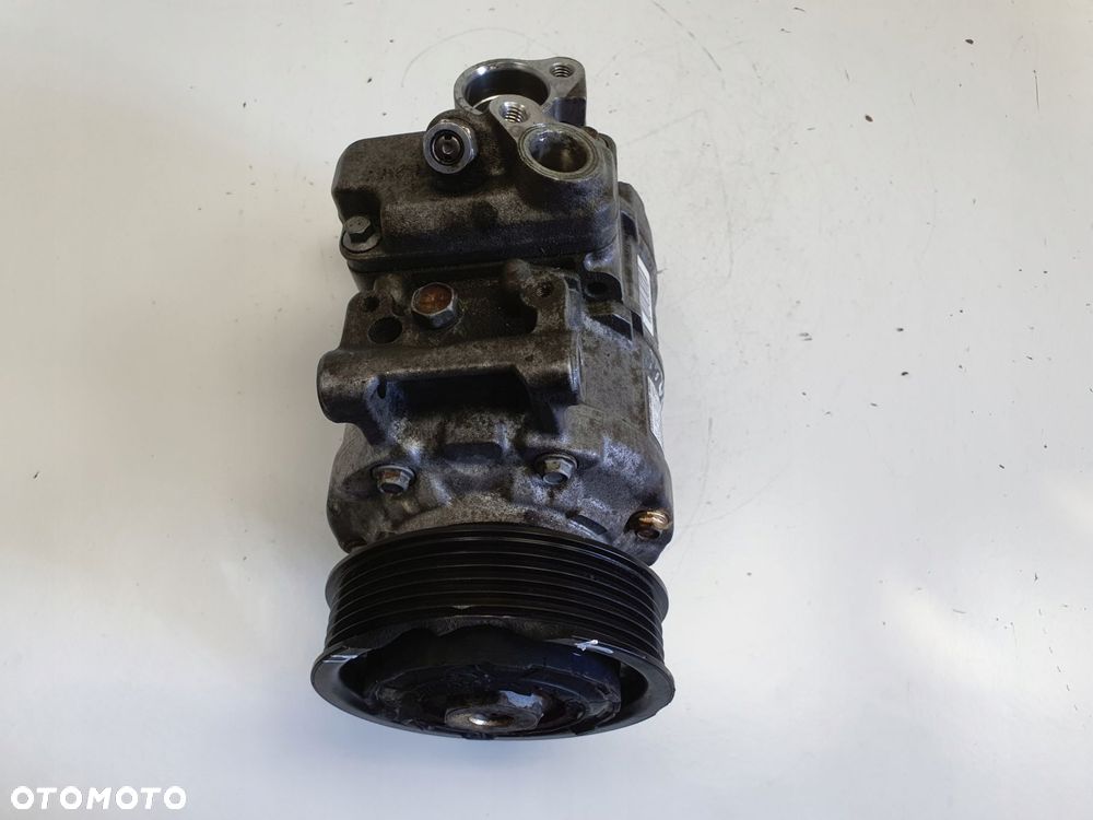SPRĘŻARKA KLIMATYZACJI Audi A4 B8 2.0 TDI _ pompa 8K0260805E - 4