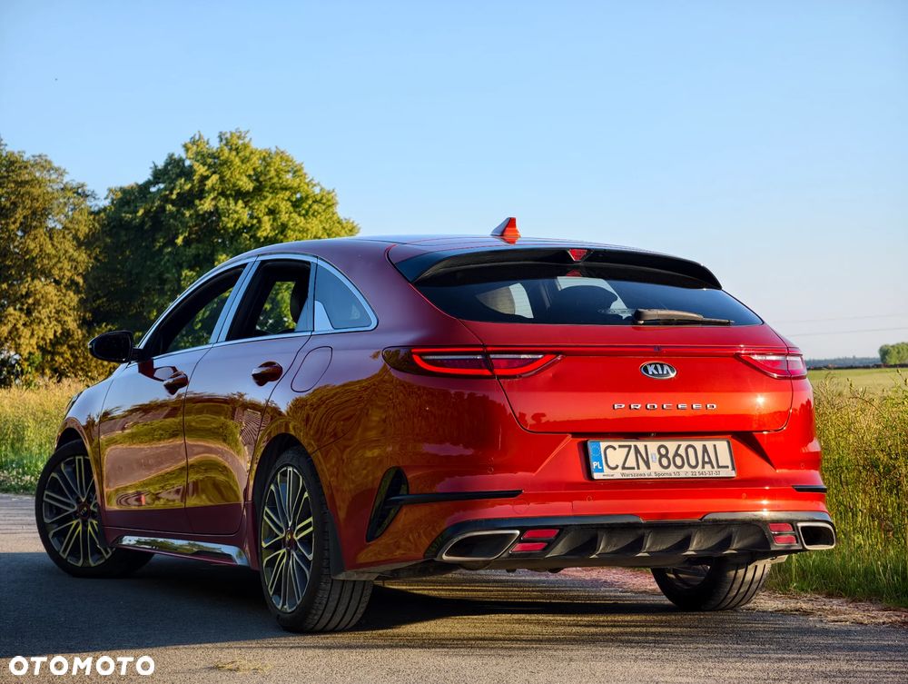 Kia ProCeed - 4