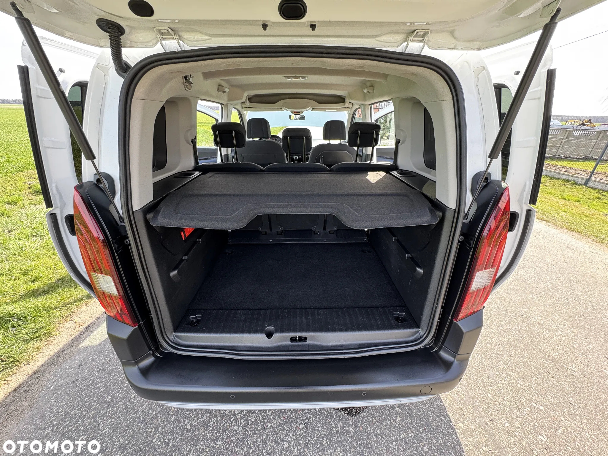 Peugeot Rifter 1.2 PureTech Active Pack S&S - 20