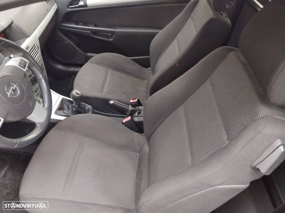 Opel Astra GTC 1.3 CDTI - 6