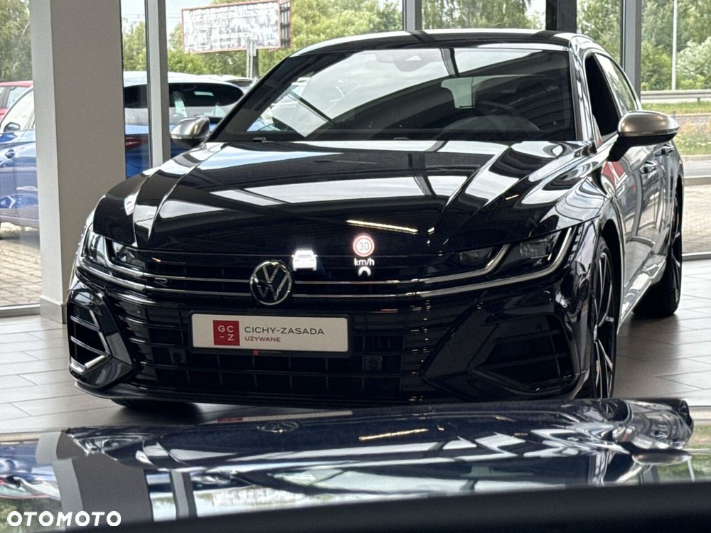 Volkswagen Passat Variant 2.0 TDI SCR 4Mot R-Line DSG - 41
