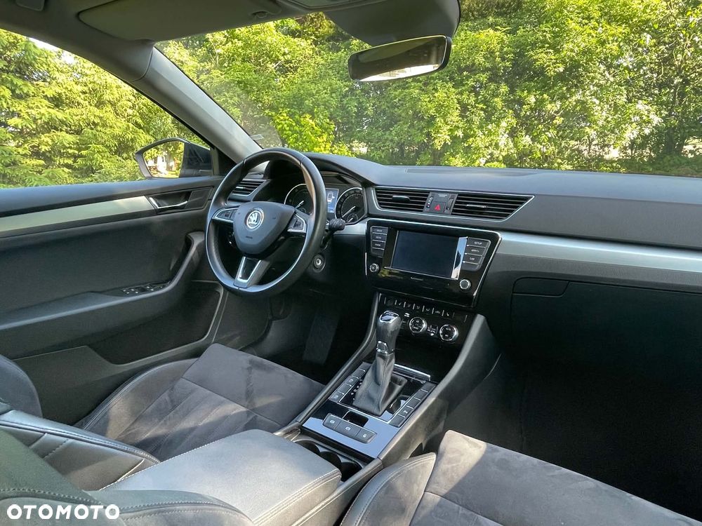 Skoda Superb 2.0 TDI DSG Ambition - 10