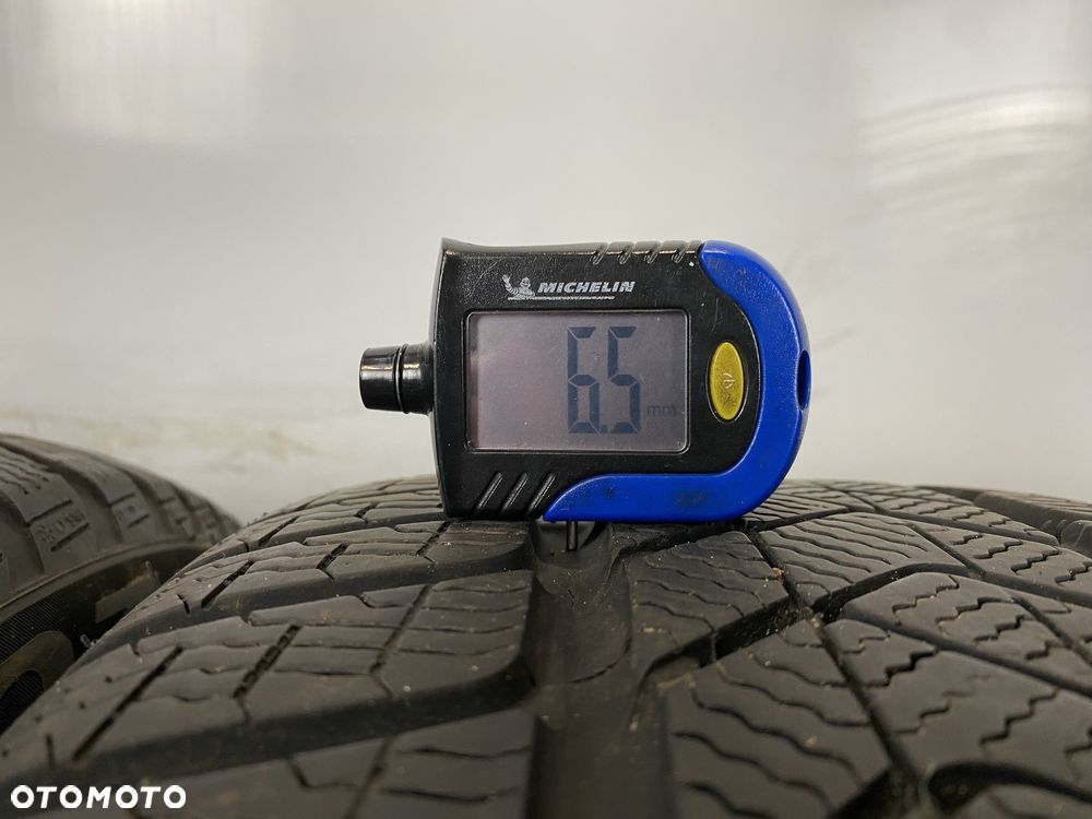 2x 245/45/18 i 2x 275/40/18 Pirelli SottoZero3 RSC / 2020r 6,5mm - 4