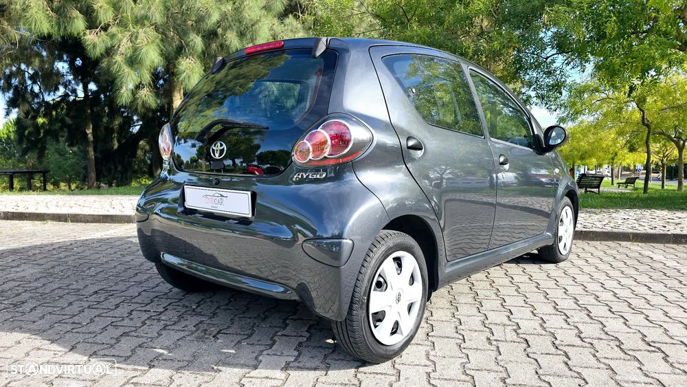 Toyota Aygo 1.0 + AC - 13