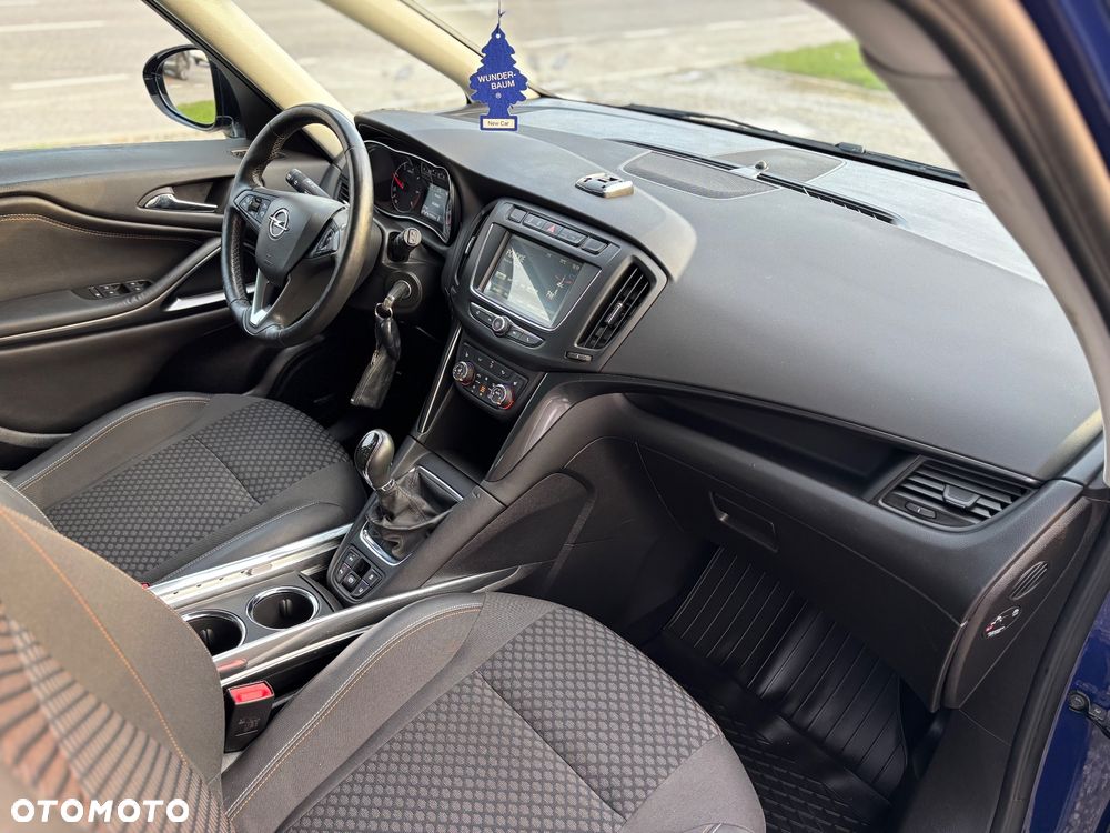 Opel Zafira - 13