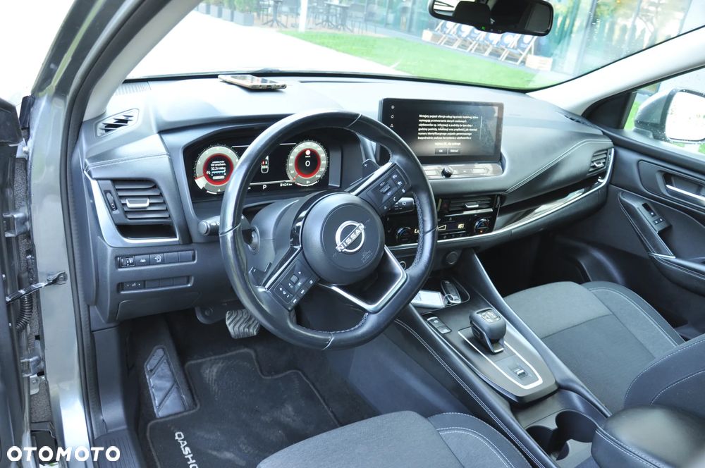 Nissan Qashqai 1.3 DIG-T mHEV N-Connecta Xtronic - 12