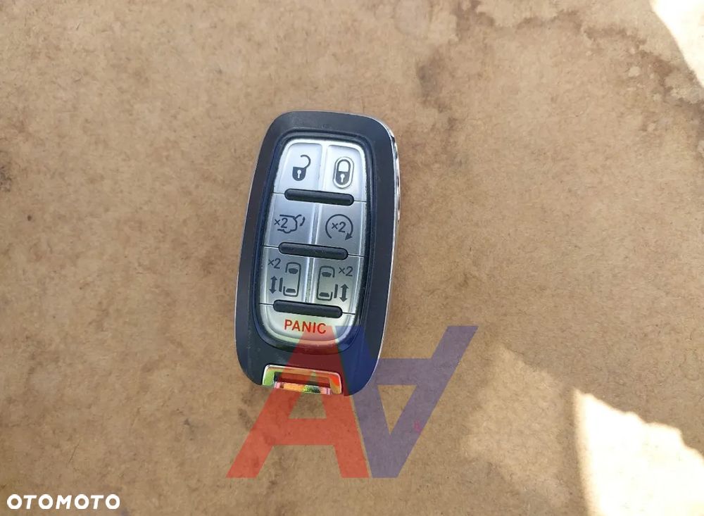 Chrysler Pacifica - 11