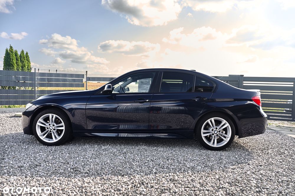 BMW Seria 3 320d - 15