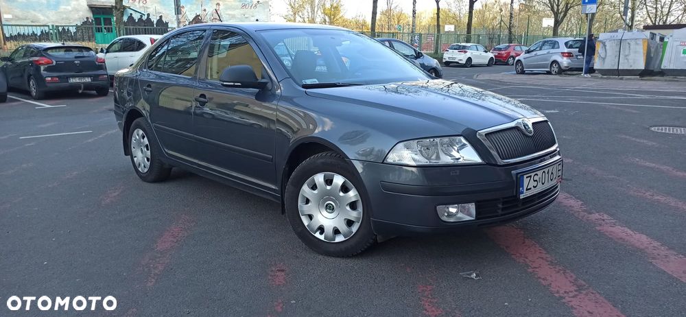 Skoda Octavia 1.6 Tour - 1