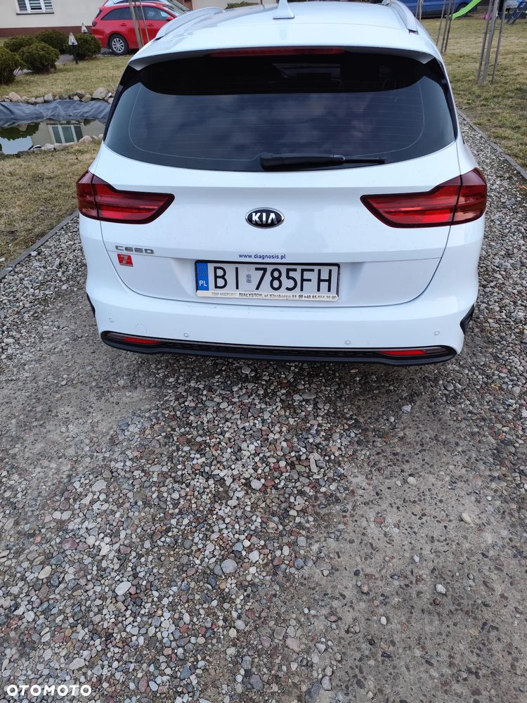 Kia Ceed 1.6 CRDi SCR L Business Line Plus - 2