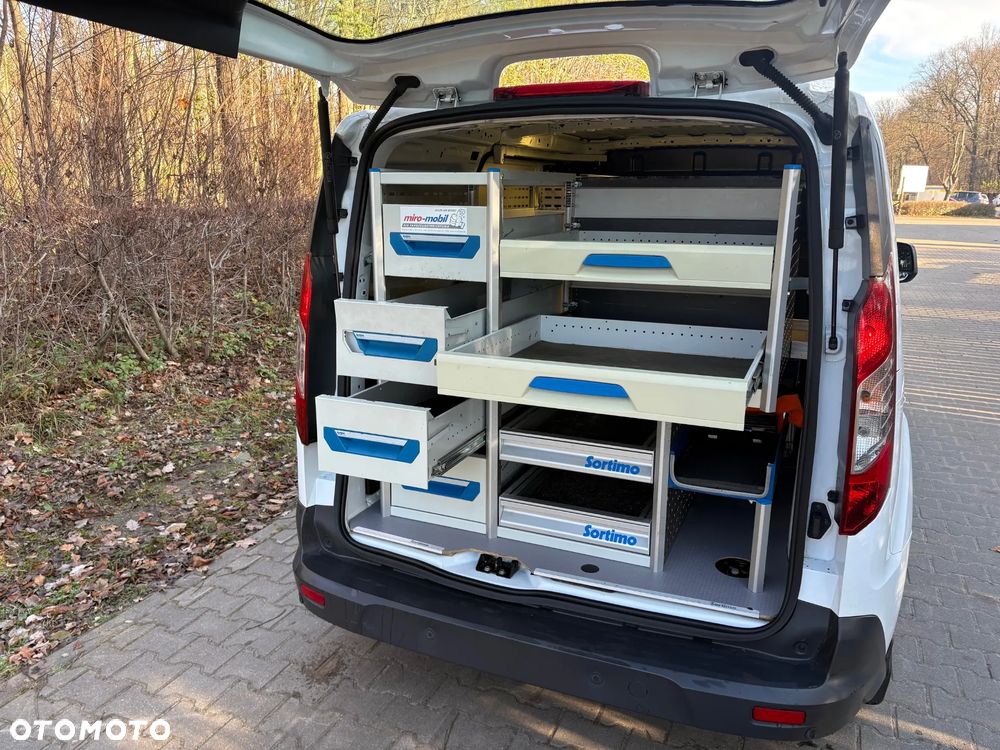 Ford Transit Connect - 14