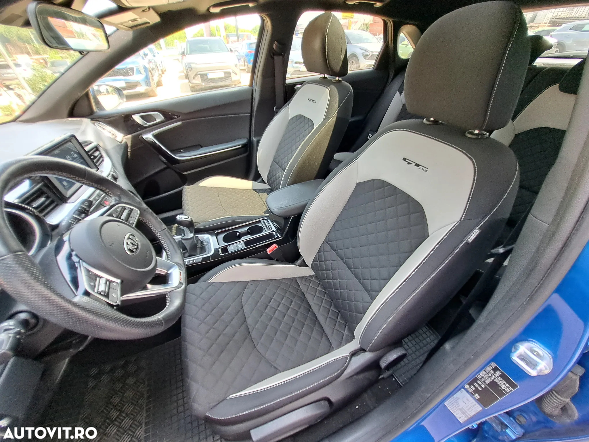 Kia Ceed 1.4 T-GDI GT Line - 17
