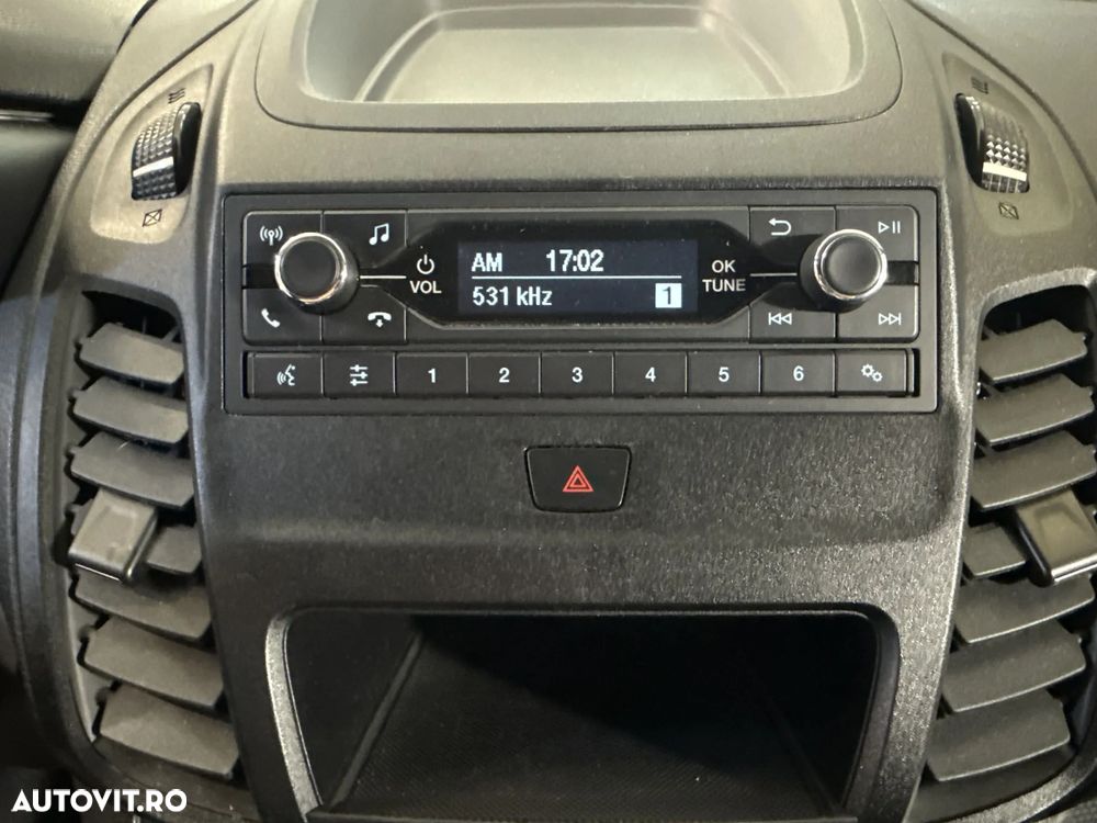 Ford Transit Connect - 16