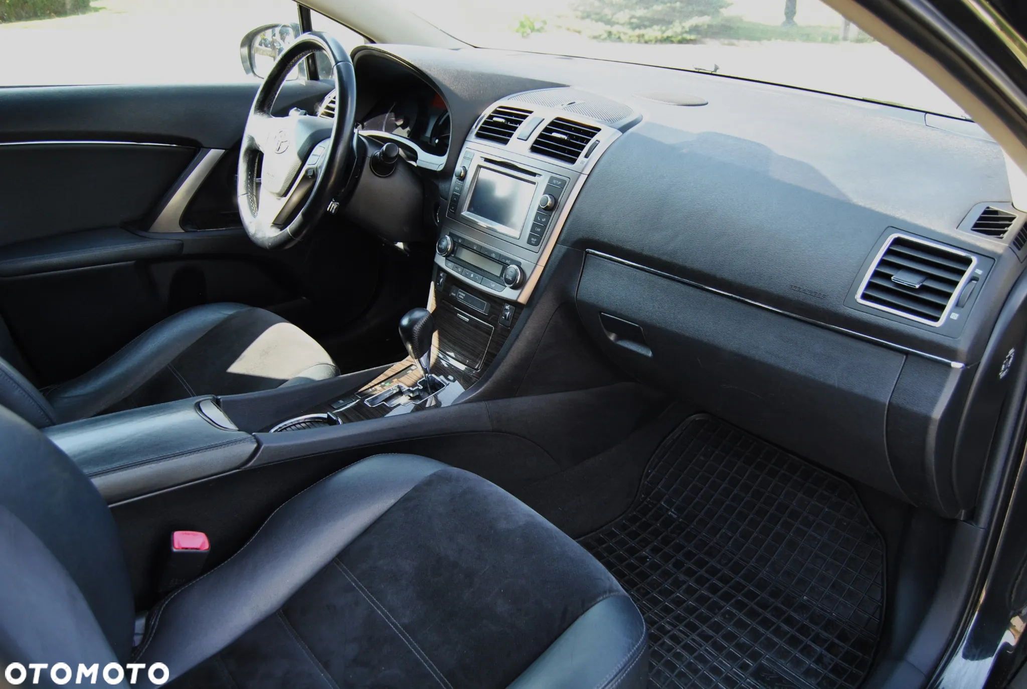 Toyota Avensis Combi 2.0 Multidrive S Executive - 7