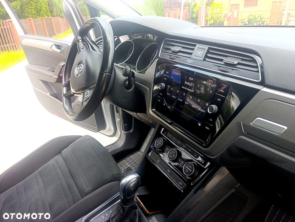 Volkswagen Touran 2.0 TDI SCR (BlueMotion Technology) DSG Comfortline - 12
