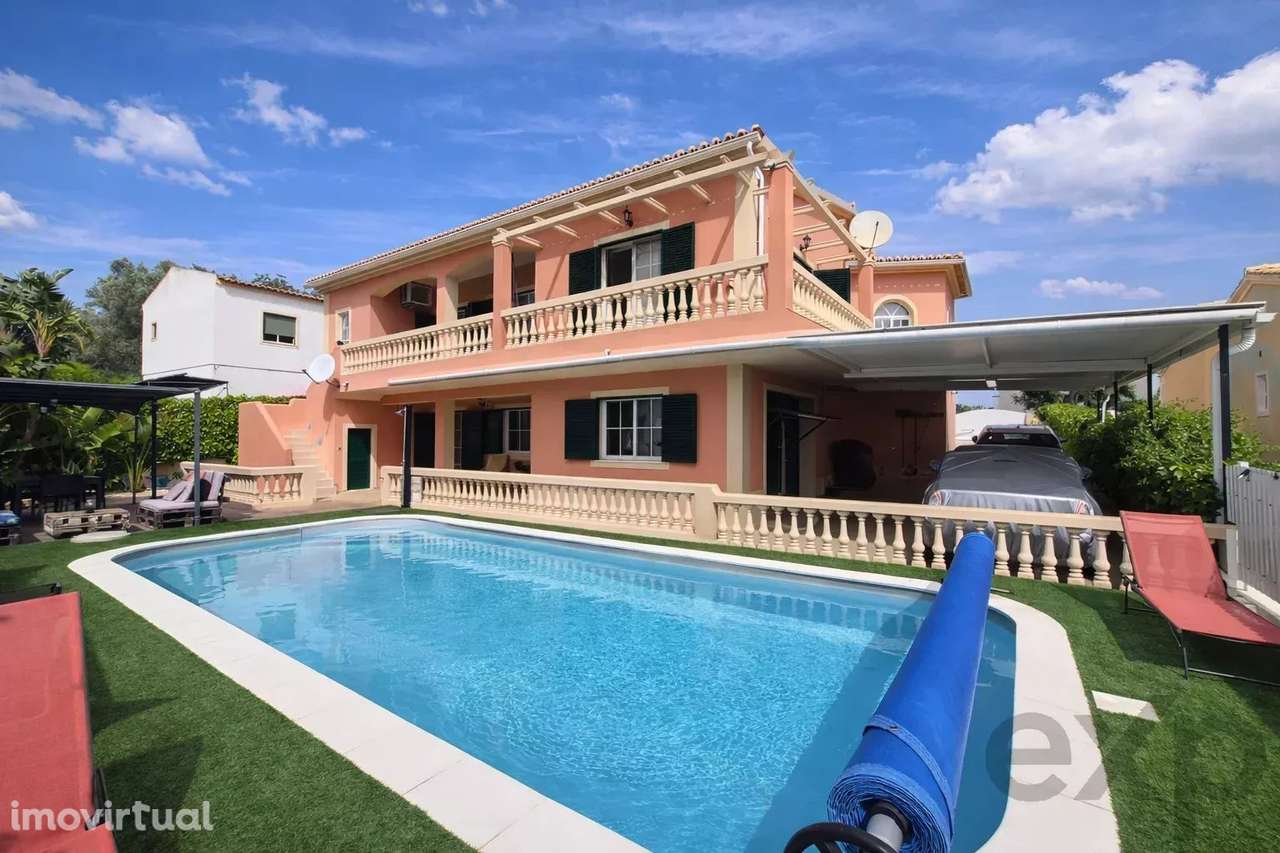 Moradia T3, tem um anexo T1,  piscina e garagem, - Grande imagem: 2/60