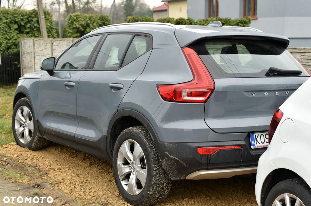 Volvo XC 40 D4 AWD Geartronic Momentum - 19
