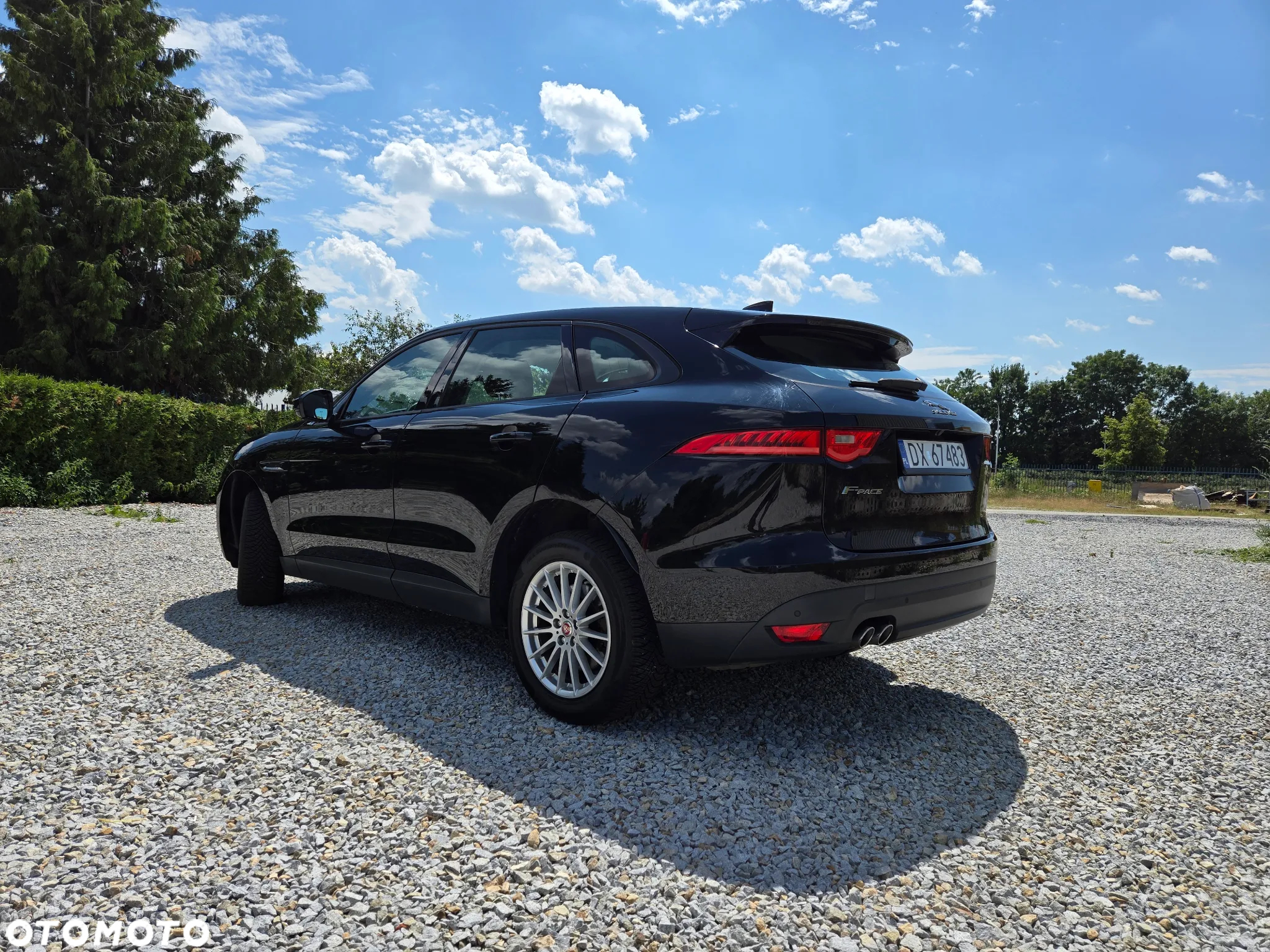 Jaguar F-Pace 2.0 i4D RWD Pure - 3