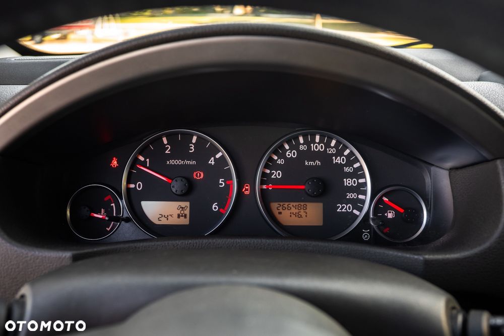 Nissan Pathfinder 2.5 dCi Premium - 19