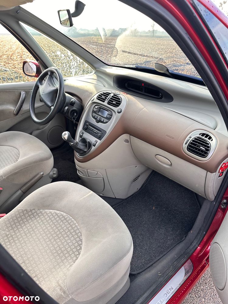 Citroën Xsara Picasso 1.6 HDI Exclusive - 6