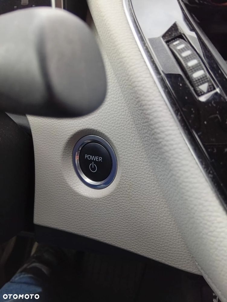 Toyota Corolla - 11