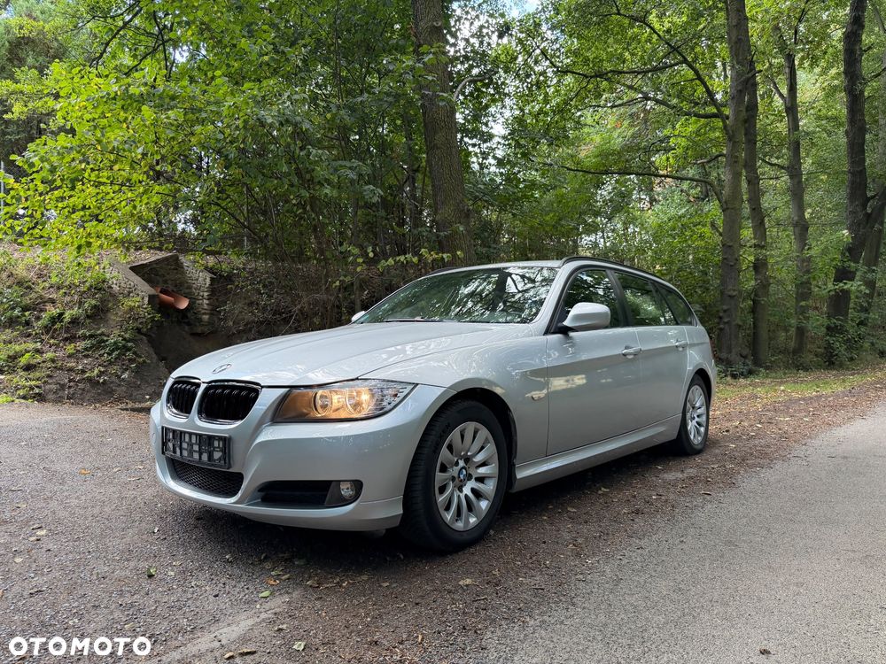 BMW Seria 3 320d DPF - 1