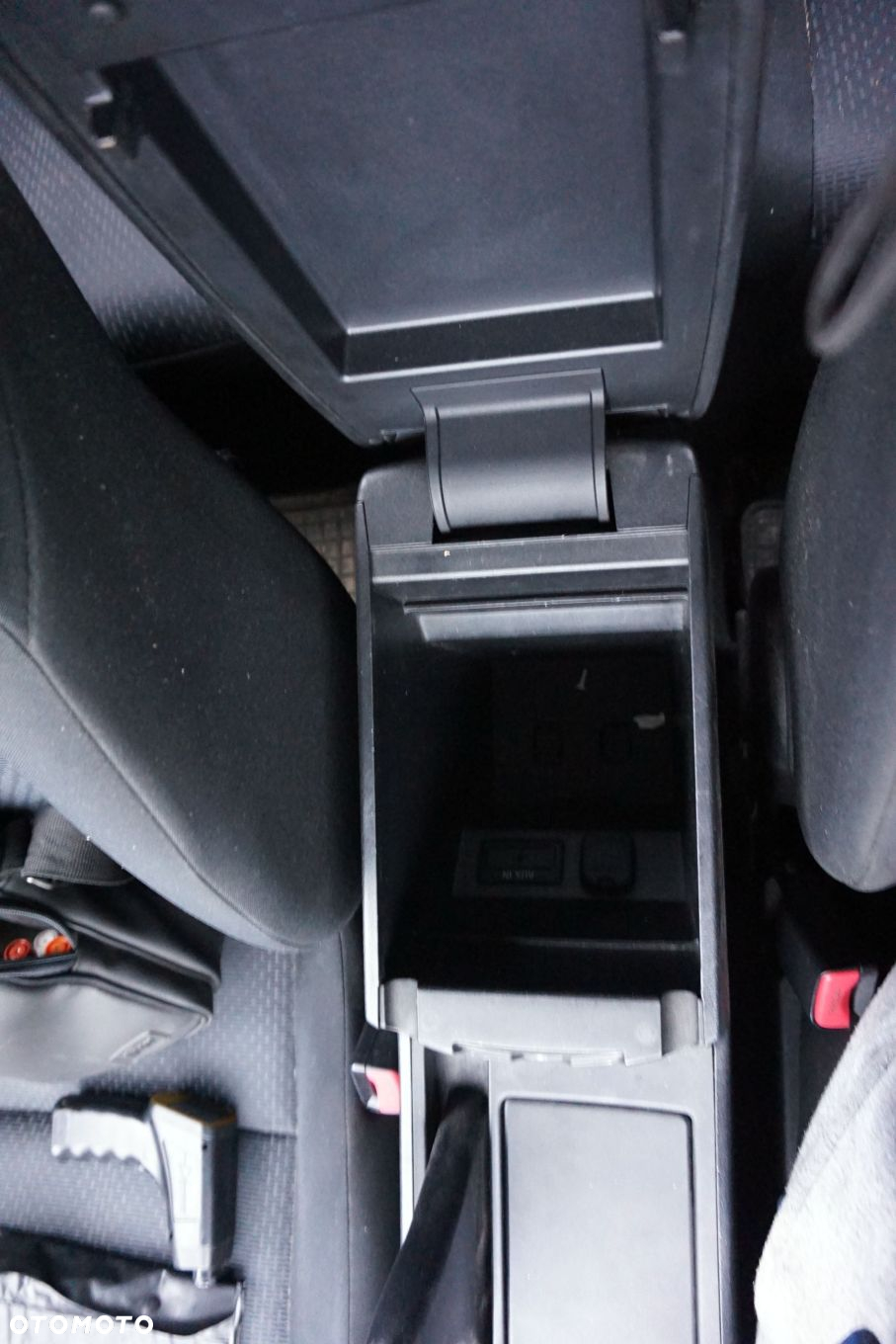 TUNEL ŚRODKOWY PODŁOKIETNIK 3 II BL BBP8-64-420G MAZDA 2009-2013 - 3