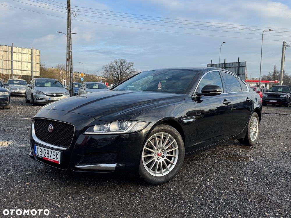 Jaguar XF 2.0 i4D Pure - 1