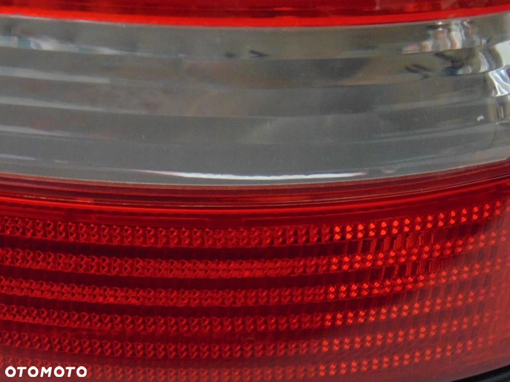 ORYGINAŁ lampa tylna tył lewa prawa LZ5L Audi A4 B5 FL lift sedan 99-00r - 11