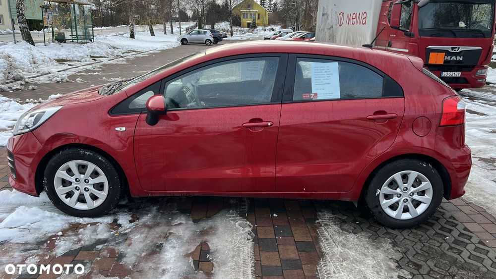 Kia Rio 1.4 Business Line - 9