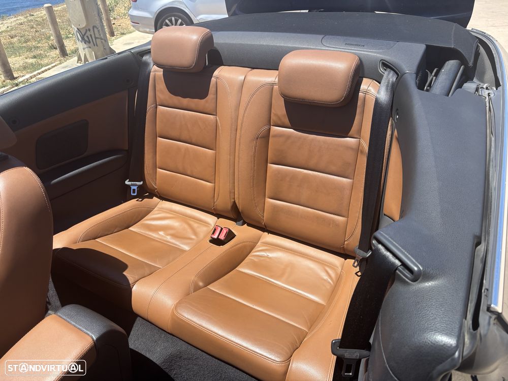 VW Golf Cabriolet 1.6 TDi BlueMotion - 8
