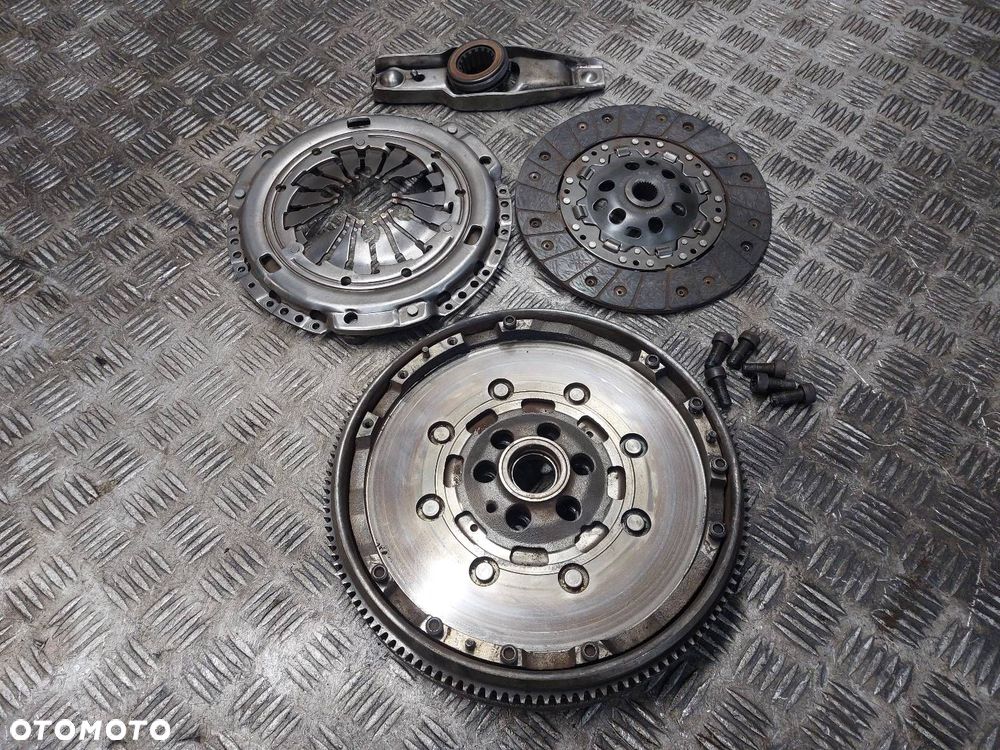 KOŁO DWUMASOWE + TARCZA + DOCISK + ŁOŻYSKO SEAT LEON I 1.9 TDI ID: 236884 - 1